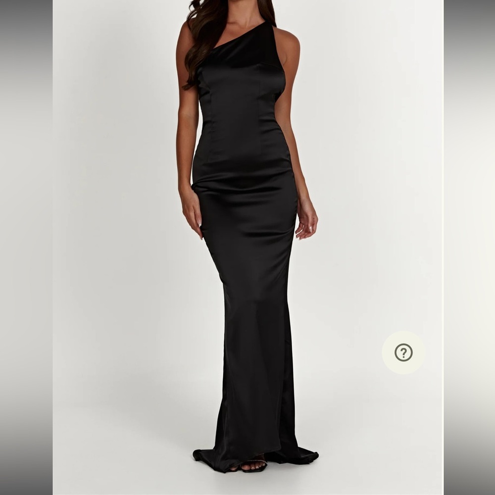 MESHKI BLACK GOWN